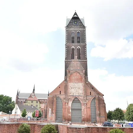 Tolles In Fuer 8 Personen, Cleaning Included Tatil Evi Wißmar